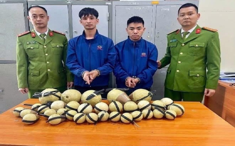 Hà Nội: Khởi tố hai đối tượng vận chuyển, buôn bán hơn 13kg pháo nổ trái phép