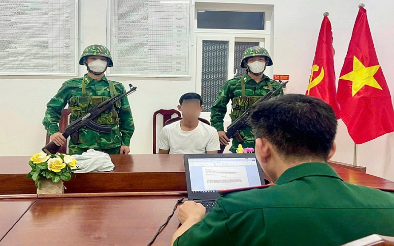 Đồn Biên phòng Phước Hải bắt quả tang đối tượng tàng trữ trái phép chất ma túy