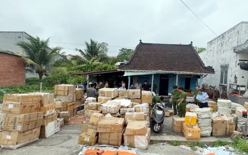 Công an TP. Cần Thơ: Phát hiện đường dây sản xuất, buôn bán nước hoa giả số lượng lớn