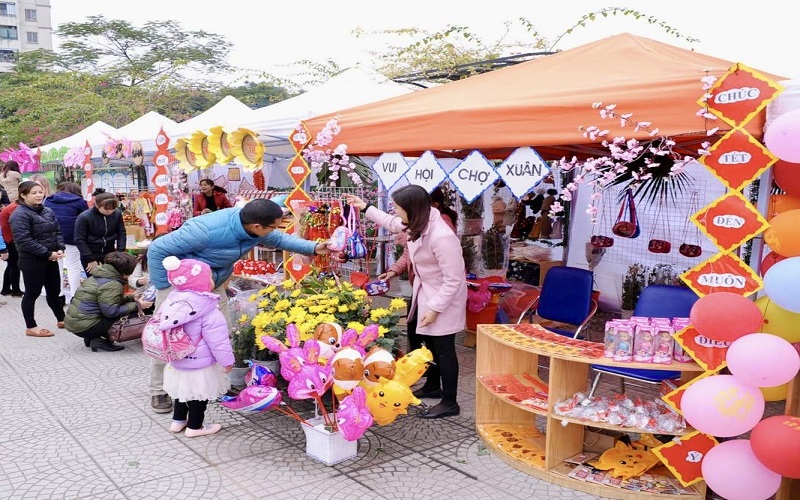 Hà Nội: Siết chặt kiểm soát hàng giả, đảm bảo chất lượng tại Hội chợ Mùa Xuân 2026