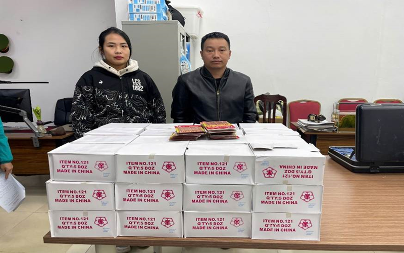 Hà Nội: Khởi tố 2 đối tượng buôn bán súng bắn pháo nổ và pháo nổ trái phép