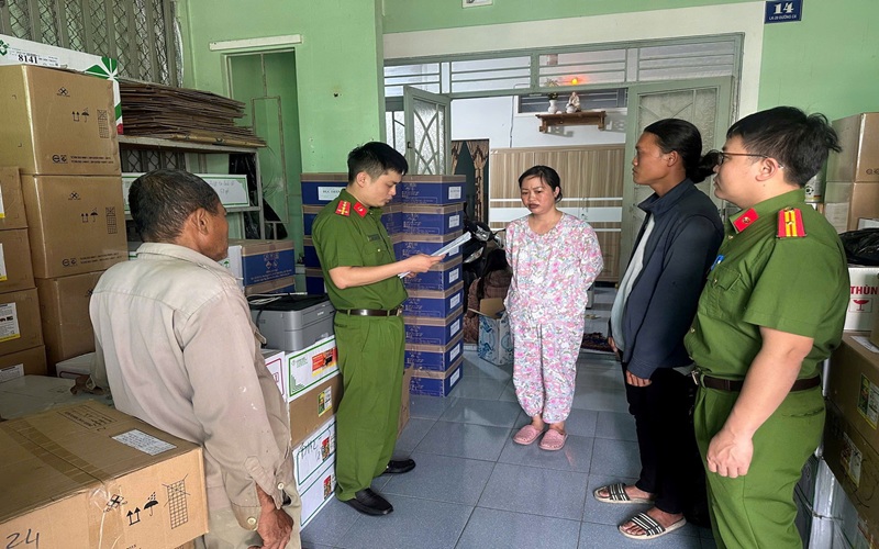 Triệt phá đường dây sản xuất, buôn bán thuốc bảo vệ thực vật giả tại 8 tỉnh, thành