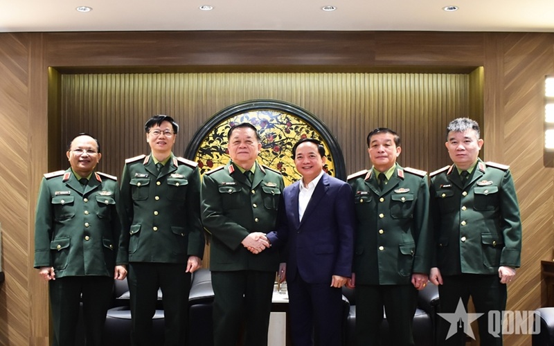 Đại tướng Nguyễn Trọng Nghĩa chúc Tết Chủ tịch nước Lương Cường và đồng chí Trịnh Văn Quyết