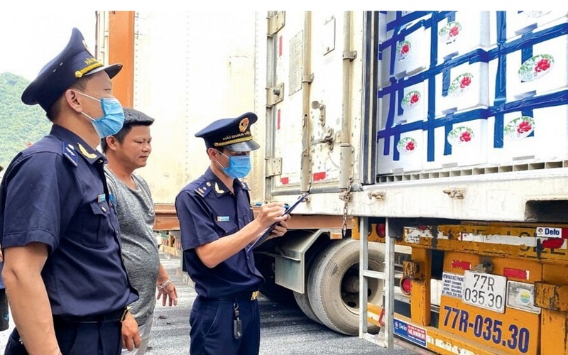 Lực lượng Hải quan bắt giữ gần 1.800 vụ buôn lậu trong tháng 2