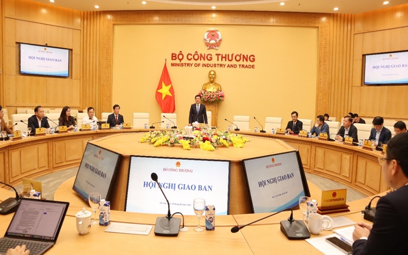 Quy định mới của Bộ Công Thương về tiêu chuẩn và nguyên tắc trong công tác cán bộ