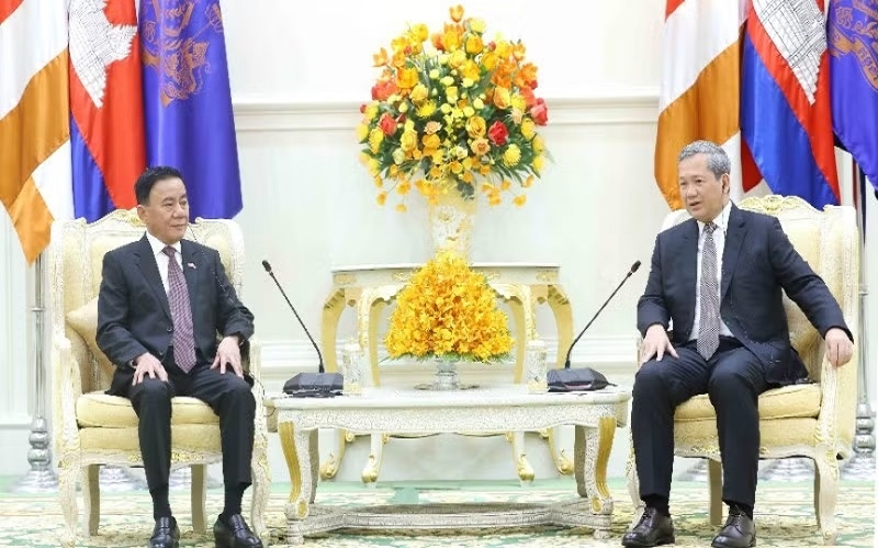 Thường trực Ban Bí thư Trần Cẩm Tú hội kiến Thủ tướng Campuchia Hun Manet