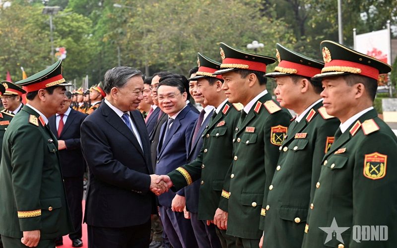 Tổng Bí thư, Chủ tịch nước Tô Lâm dự Lễ đón nhận danh hiệu Anh hùng Lực lượng vũ trang nhân dân của Quân khu 1