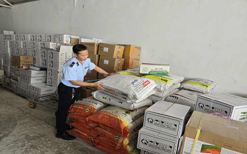 Xử lý vụ việc vi phạm về buôn bán phân bón trên nền tảng Tiktok