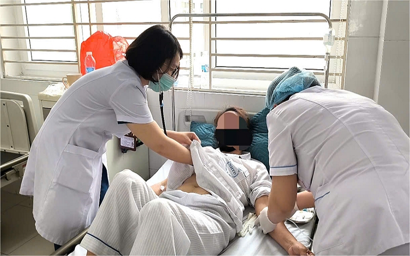 Nhiều người mắc sởi biến chứng nặng do chủ quan không tiêm phòng