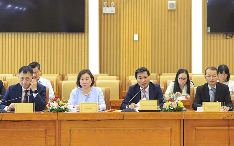 Thúc đẩy hợp tác với các doanh nghiệp Hoa Kỳ về phát triển hạ tầng giao thông, đô thị