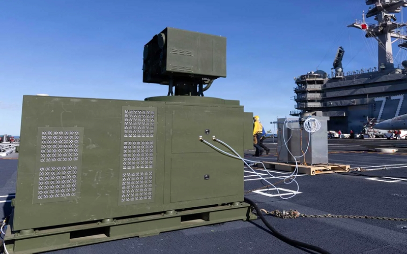 Quân sự thế giới hôm nay (22-4): Mỹ lần đầu bắn vũ khí laser từ tàu sân bay