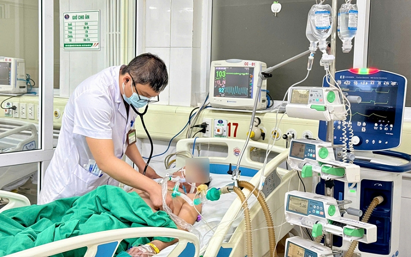 Nhiều người mắc cúm B có bệnh nền diễn biến nặng