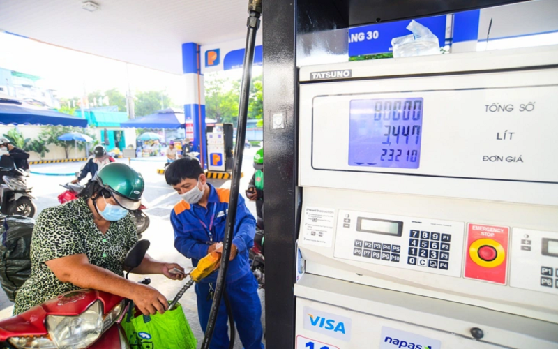 Bộ Công Thương thông báo mới về thời gian điều chỉnh giá xăng dầu