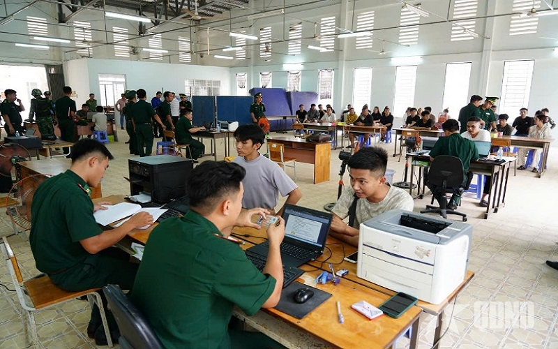 An Giang: Tiếp nhận công dân Việt Nam phía Campuchia trao trả