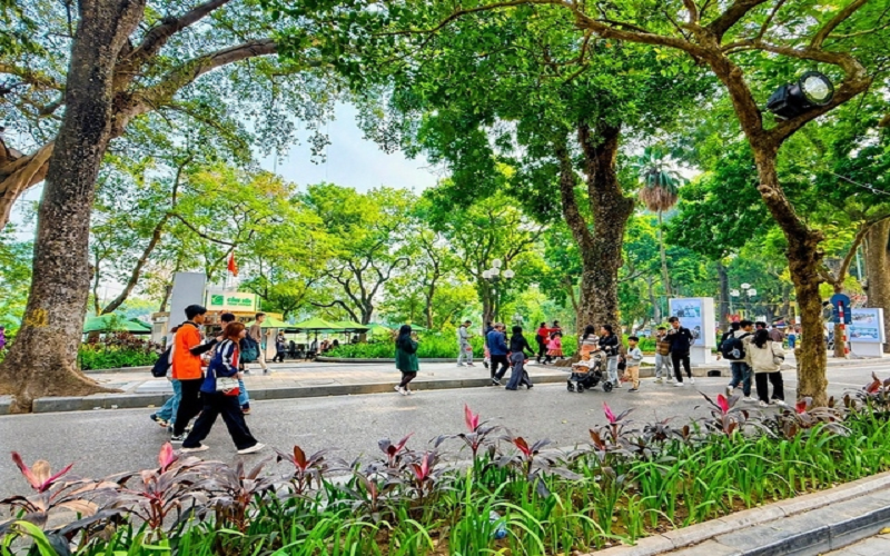Thời tiết hôm nay (1-5): Miền Bắc nắng nhẹ