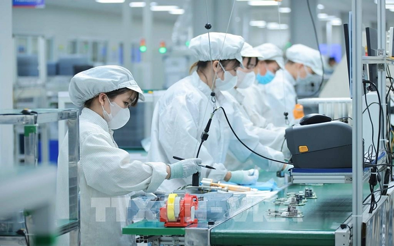 4 tháng đầu năm 2026, tổng vốn đầu tư nước ngoài đăng ký vào Việt Nam đạt 18,24 tỷ USD, tăng 32%