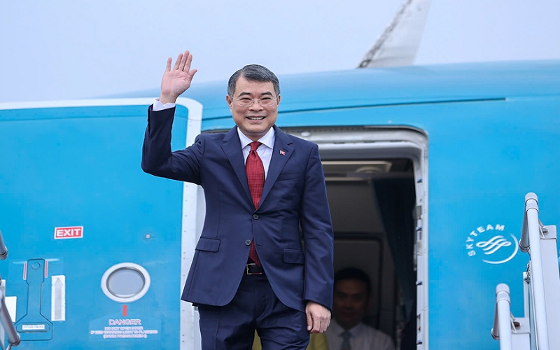 Thủ tướng Lê Minh Hưng lên đường dự Hội nghị cấp cao ASEAN 48