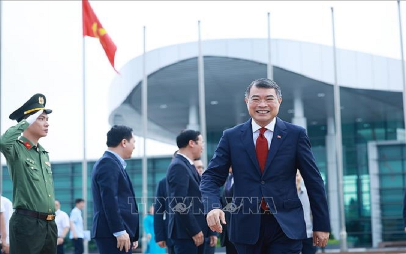 Thủ tướng Lê Minh Hưng đến Philippines dự Hội nghị Cấp cao ASEAN lần thứ 48
