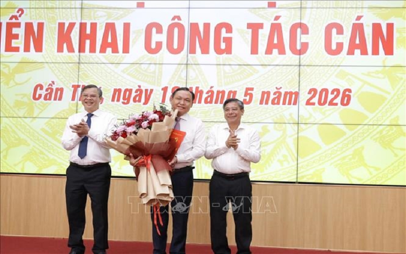 Phê chuẩn đồng chí Lê Công Lý giữ chức vụ Phó chủ tịch UBND TP Cần Thơ