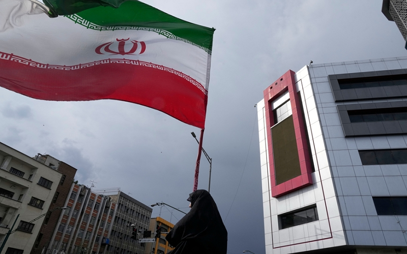 Mỹ và Iran để ngỏ các phương án cứng rắn