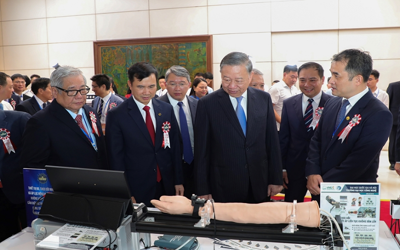 Phấn đấu trở thành trung tâm kết nối tri thức, nâng tầm trí tuệ Việt Nam