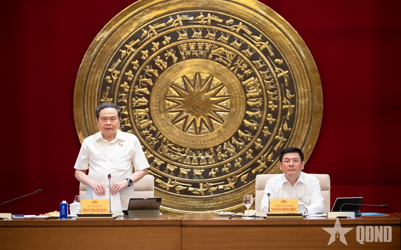 Đổi mới tư duy lập pháp, kiến tạo chính sách thúc đẩy khoa học, công nghệ và môi trường