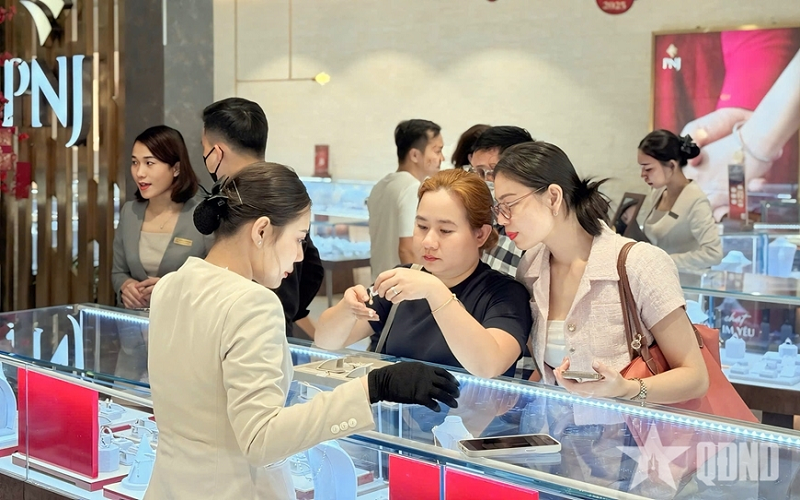 Giá vàng hôm nay (26-5): Quay đầu tăng