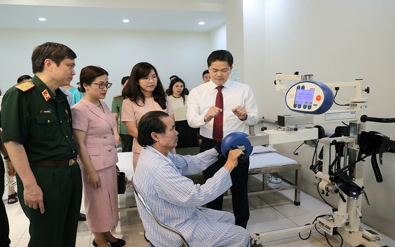 Đề xuất đổi mới chính sách bảo hiểm y tế chi cho thuốc y học cổ truyền