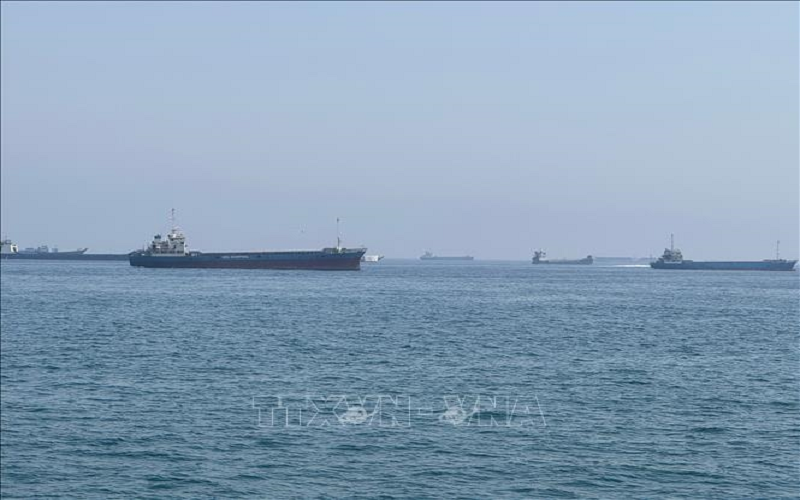 Xung đột tại Trung Đông: Nổ lớn gần eo biển Hormuz