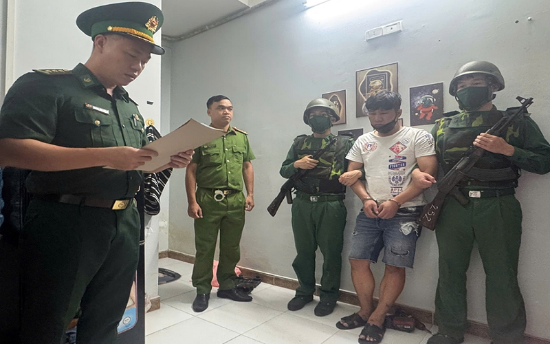 Đồn Biên phòng Sơn Trà bắt đối tượng tàng trữ trái phép chất ma túy