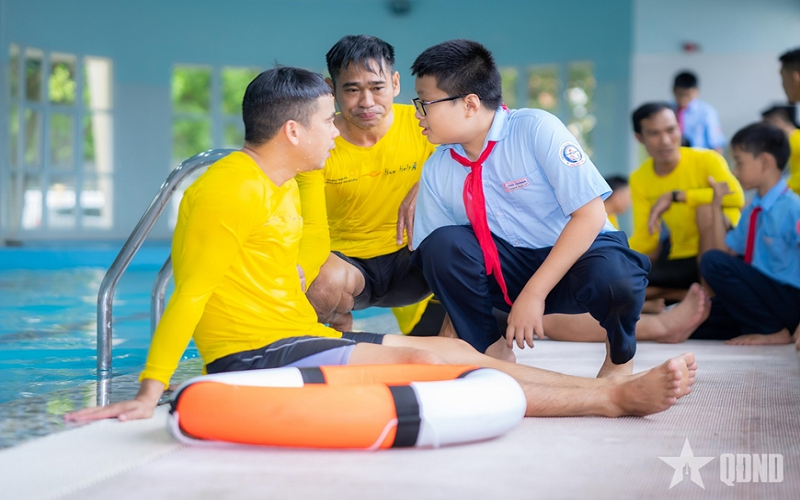 Bảo đảm an toàn cho trẻ bắt đầu từ phòng chống đuối nước