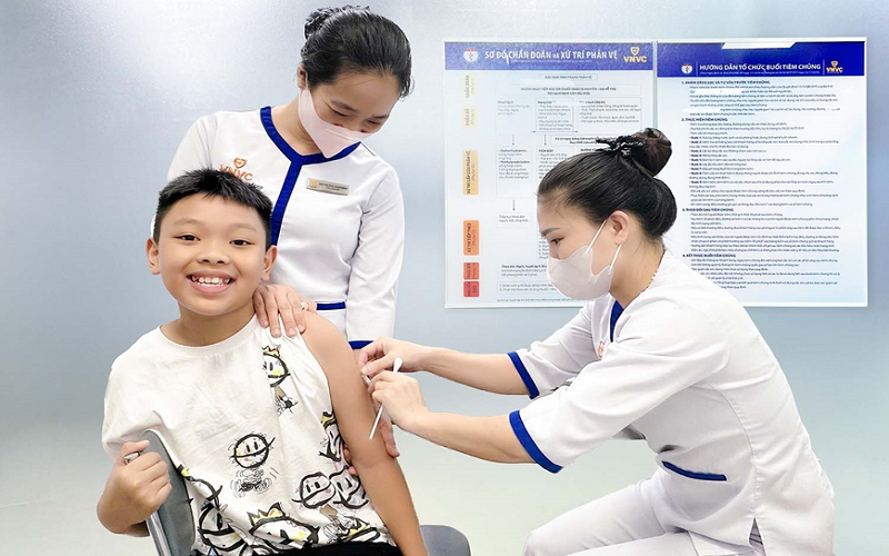 Người dân cần chủ động tiêm vắc xin phòng bệnh sốt xuất huyết