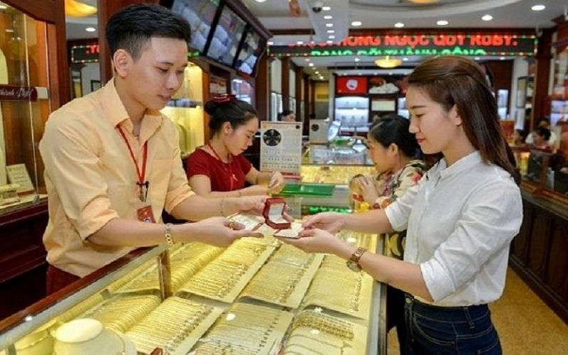 Giá vàng hôm nay (11-6): Lao dốc