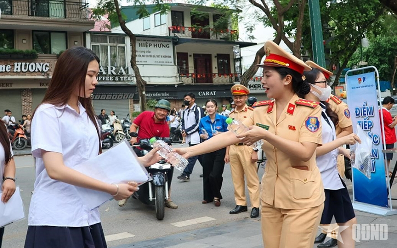 Hà Nội: Bảo đảm giao thông trong ngày đầu Kỳ thi tốt nghiệp THPT