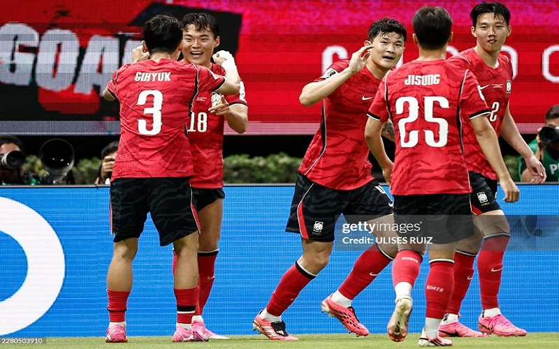 Hàn Quốc ngược dòng ngoạn mục trước Cộng hòa Séc