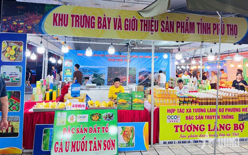Điện Biên: 230 gian hàng tham gia hội chợ xúc tiến thương mại và sản phẩm OCOP