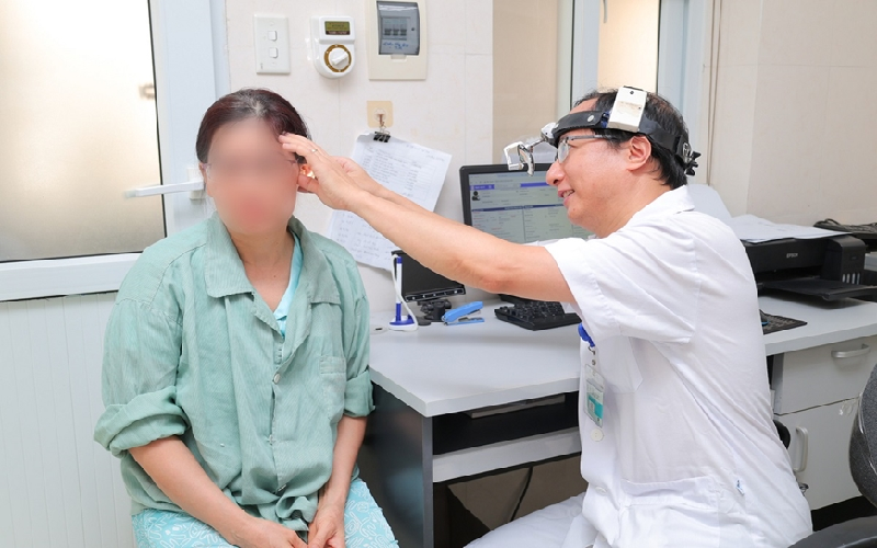 Tìm lại âm thanh nhờ kỹ thuật thay thế xương bàn đạp
