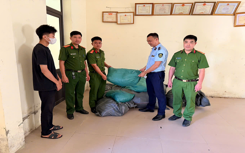 Đội QLTT số 1 chuyển vụ việc có dấu hiệu tội phạm sang Cơ quan cảnh sát điều tra để điều tra và xử lý theo quy định của pháp luật