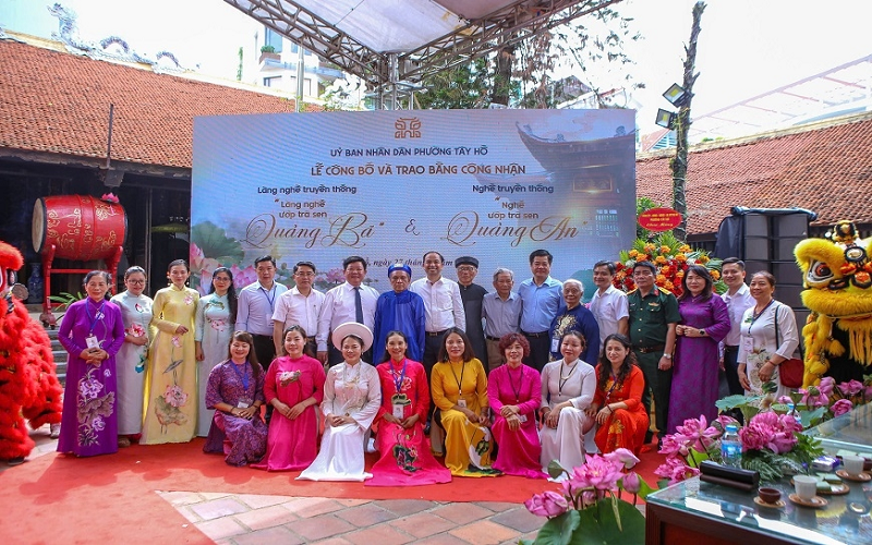 Hà Nội: Vinh danh làng nghề và nghề ướp trà sen Tây Hồ