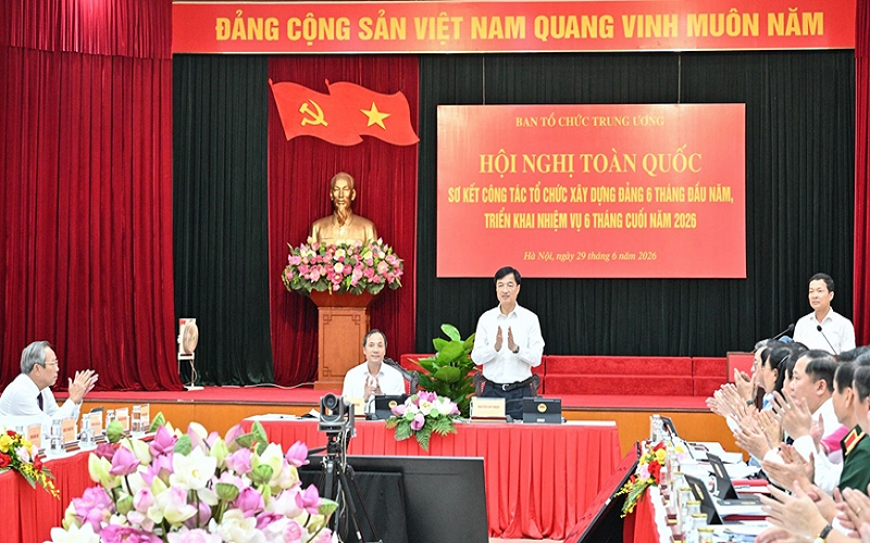 Sắp xếp lại thôn, tổ dân phố: Tập trung triển khai quyết liệt bảo đảm hoàn thành trước 30-6-2026