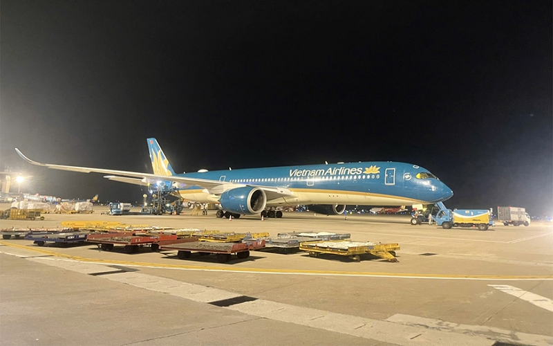 Chuyến bay đặc biệt thứ hai chở 46,8 tấn hàng hỗ trợ của Việt Nam đã cất cánh tới Venezuela