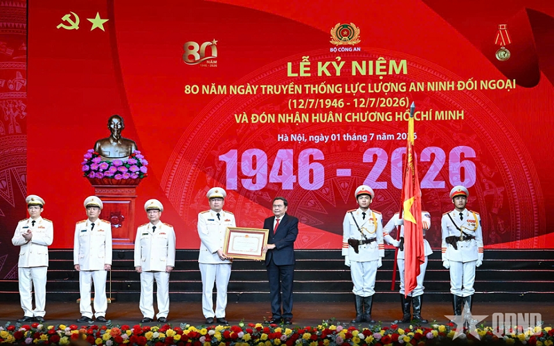 Chủ tịch Quốc hội Trần Thanh Mẫn dự Lễ kỷ niệm 80 năm Ngày truyền thống Lực lượng An ninh đối ngoại
