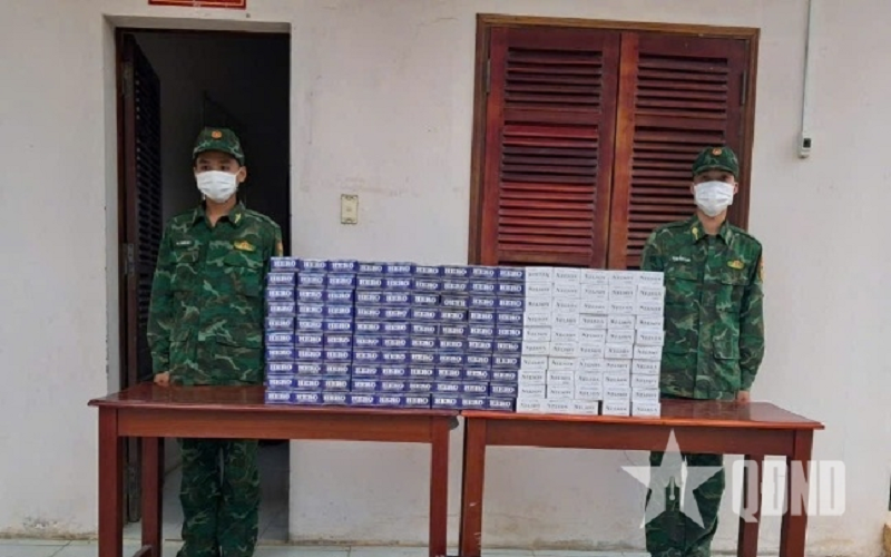 Bộ đội Biên phòng tỉnh An Giang bắt đối tượng vận chuyển thuốc lá lậu