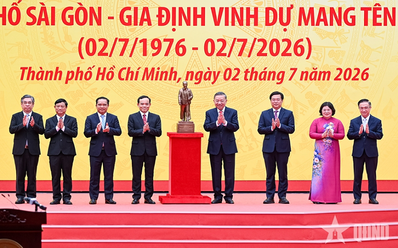 Kỷ niệm trọng thể 50 năm Ngày thành phố Sài Gòn - Gia Định vinh dự mang tên Chủ tịch Hồ Chí Minh