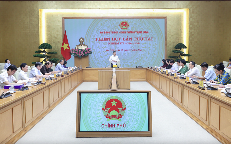 Thủ tướng Lê Minh Hưng: Phong trào thi đua, khen thưởng phải gắn với việc hoàn thành các mục tiêu, nhiệm vụ cụ thể