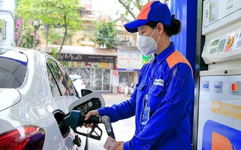 Bộ Công Thương thông tin về giá bán và nghị định mới về kinh doanh xăng dầu