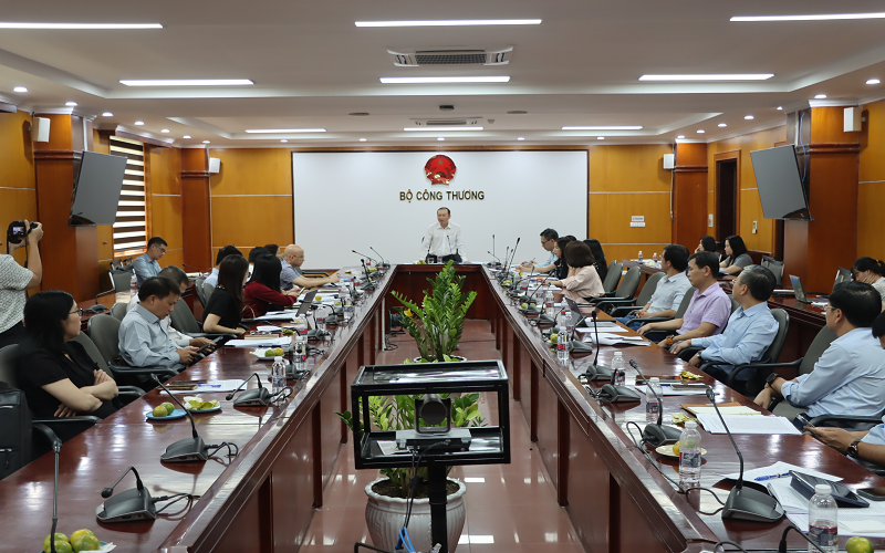 Bộ Công Thương họp Tổ điều hành thị trường trong nước quý II/2026
