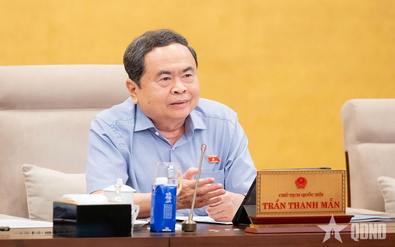 Tạo cơ sở pháp lý bảo vệ cán bộ vì lợi ích chung, không tham nhũng, lãng phí, tiêu cực
