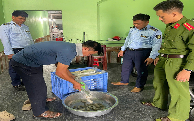 Đội QLTT số 6: Tăng cường công tác kiểm tra, xử lý về an toàn thực phẩm