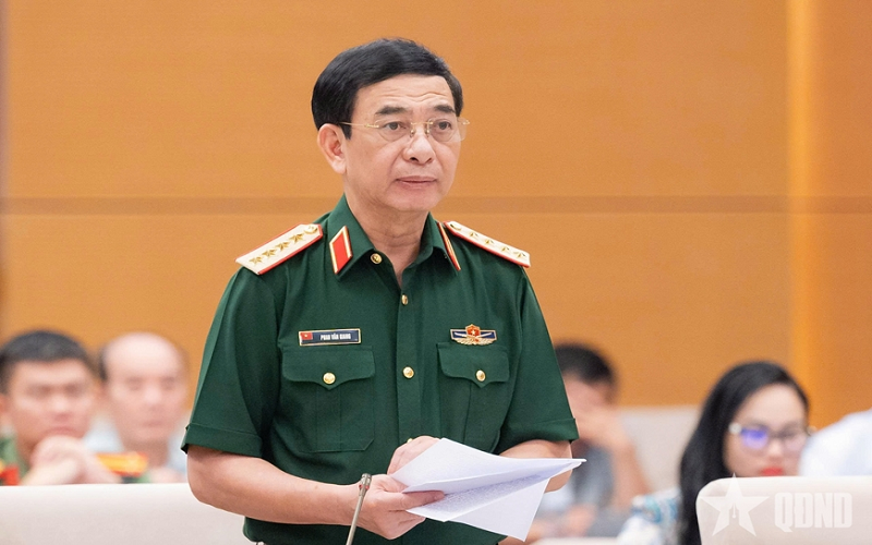 Đại tướng Phan Văn Giang trình dự án Luật Phòng, chống phổ biến vũ khí hủy diệt hàng loạt